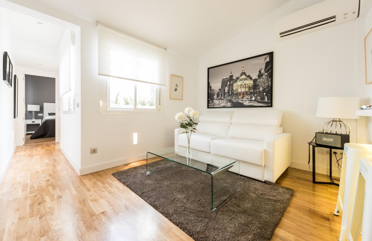 Latina Suite Madrid Bagian luar foto