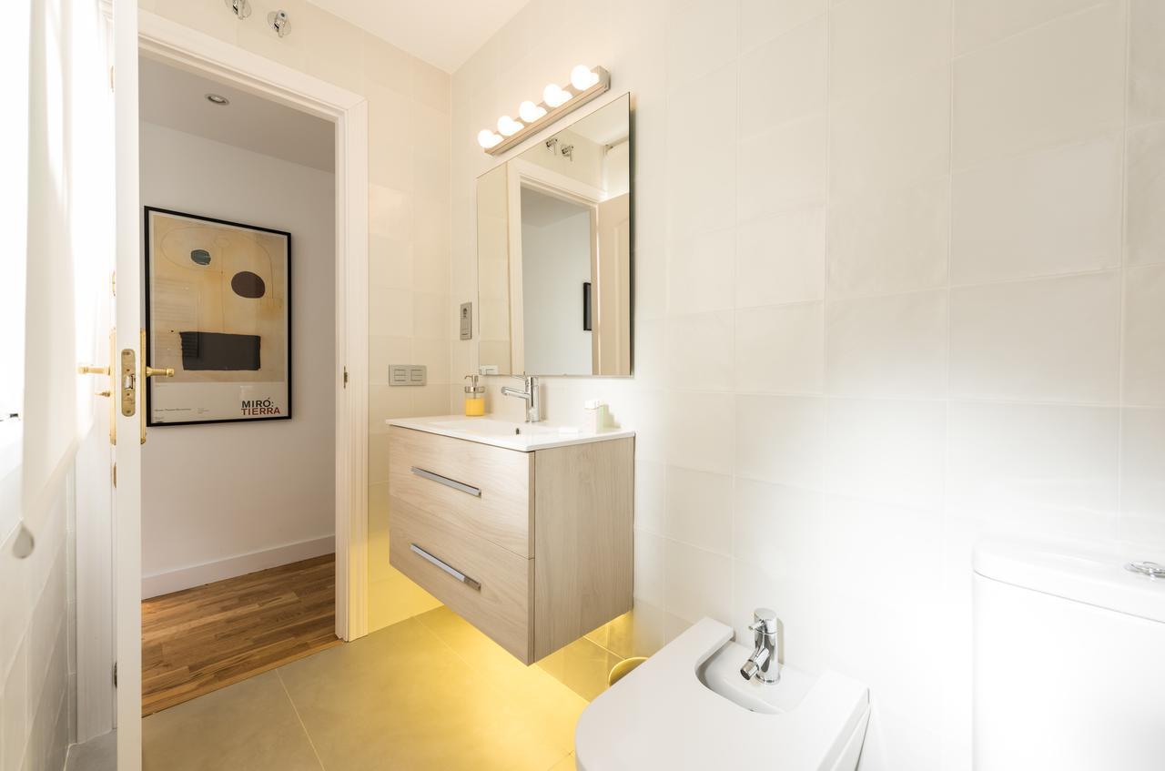 Latina Suite Madrid Ruang foto